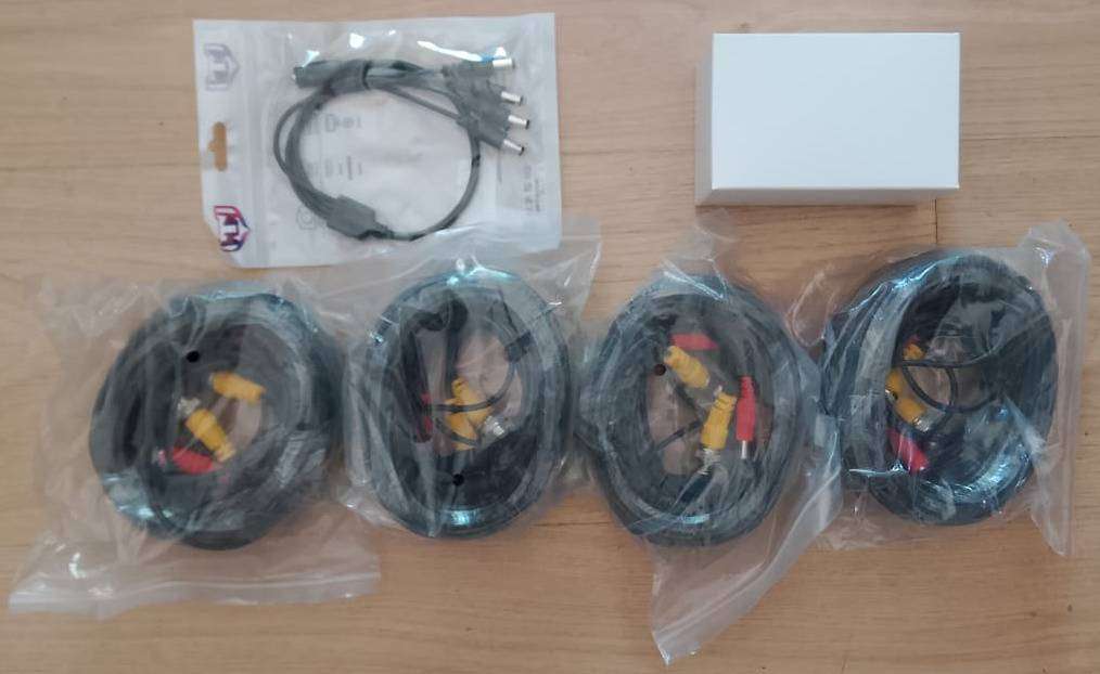 8 Channel Hilook DVR Kit (2nd hand)