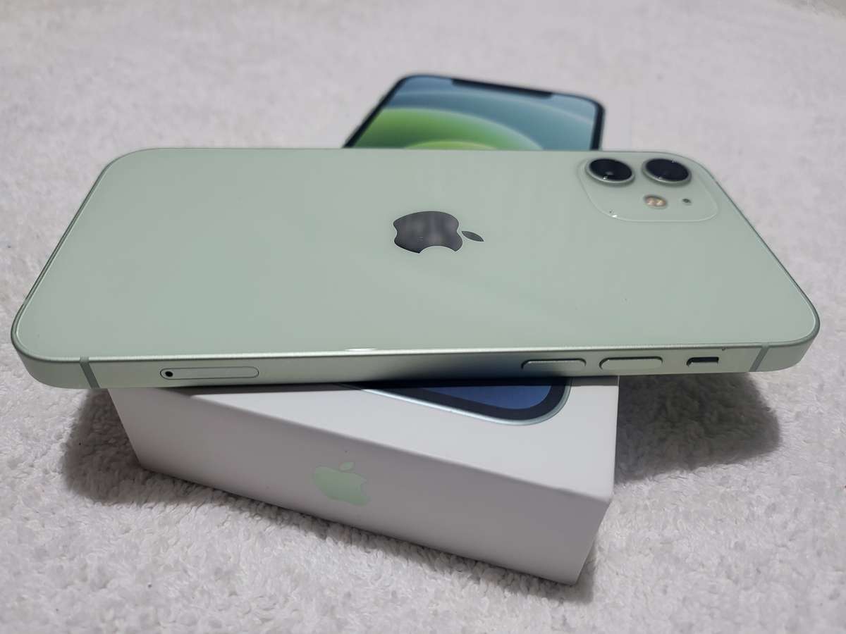 iPhone 12 - Green - 128GB - Excellent Condition - Boxed - With Extras