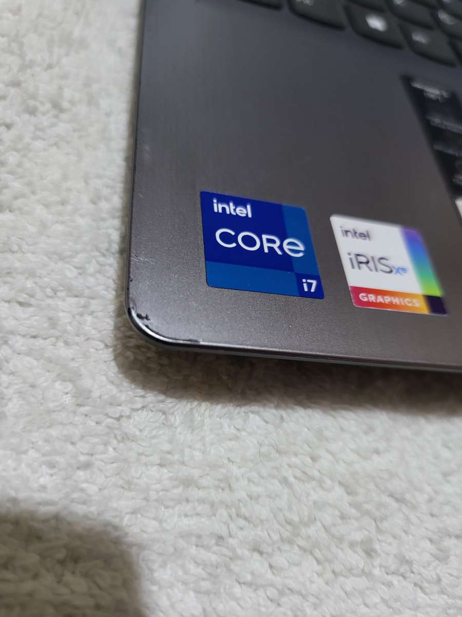 Lenovo - IdeaPad 3 - i7 11th Gen - 12GB - 512GB SSD - Very Good Condition