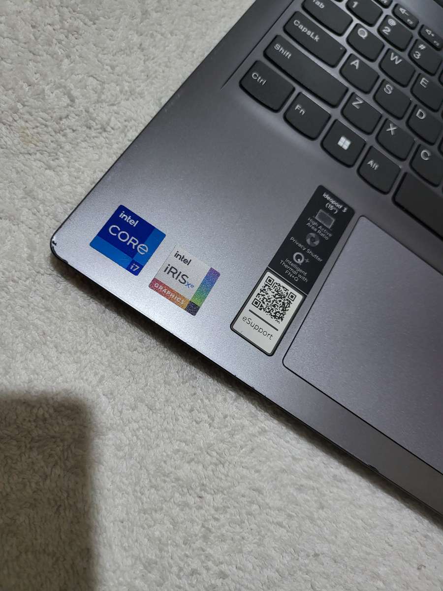 Lenovo - IdeaPad 3 - i7 11th Gen - 12GB - 512GB SSD - Very Good Condition