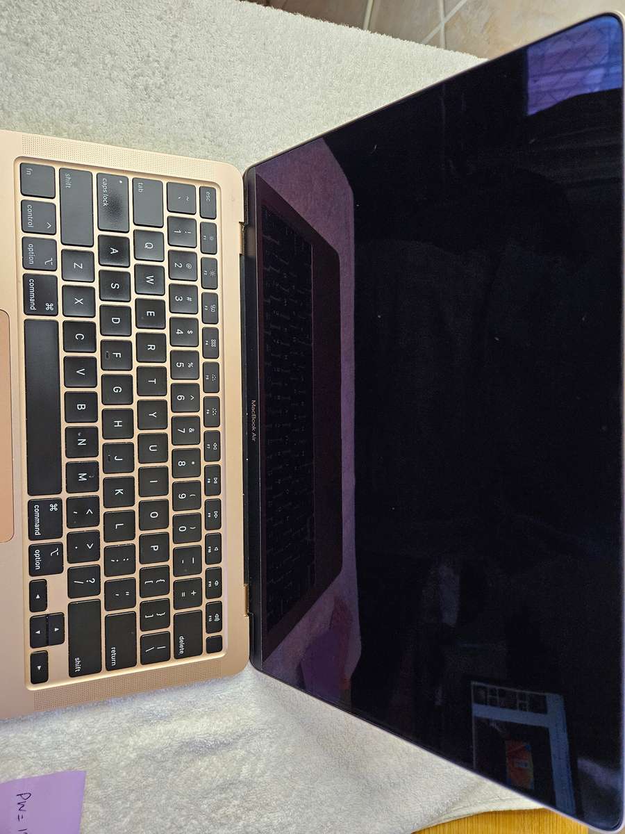 Apple MacBook Air 13" - 2020 - Core i5 10th Gen - 8GB - 512GB SSD - Excellent Condition