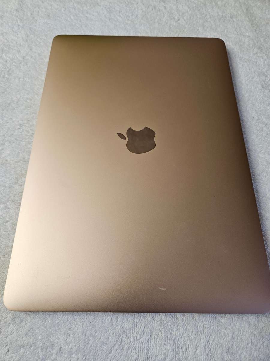 Apple MacBook Air 13" - 2020 - Core i5 10th Gen - 8GB - 512GB SSD - Excellent Condition