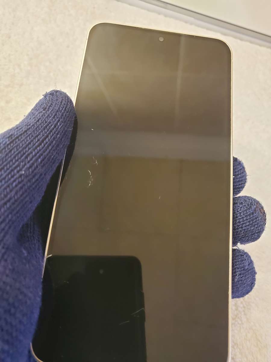 Samsung Galaxy - S23 - 5G - 128GB  - Phantom Cream - Excellent Condition - With Extras