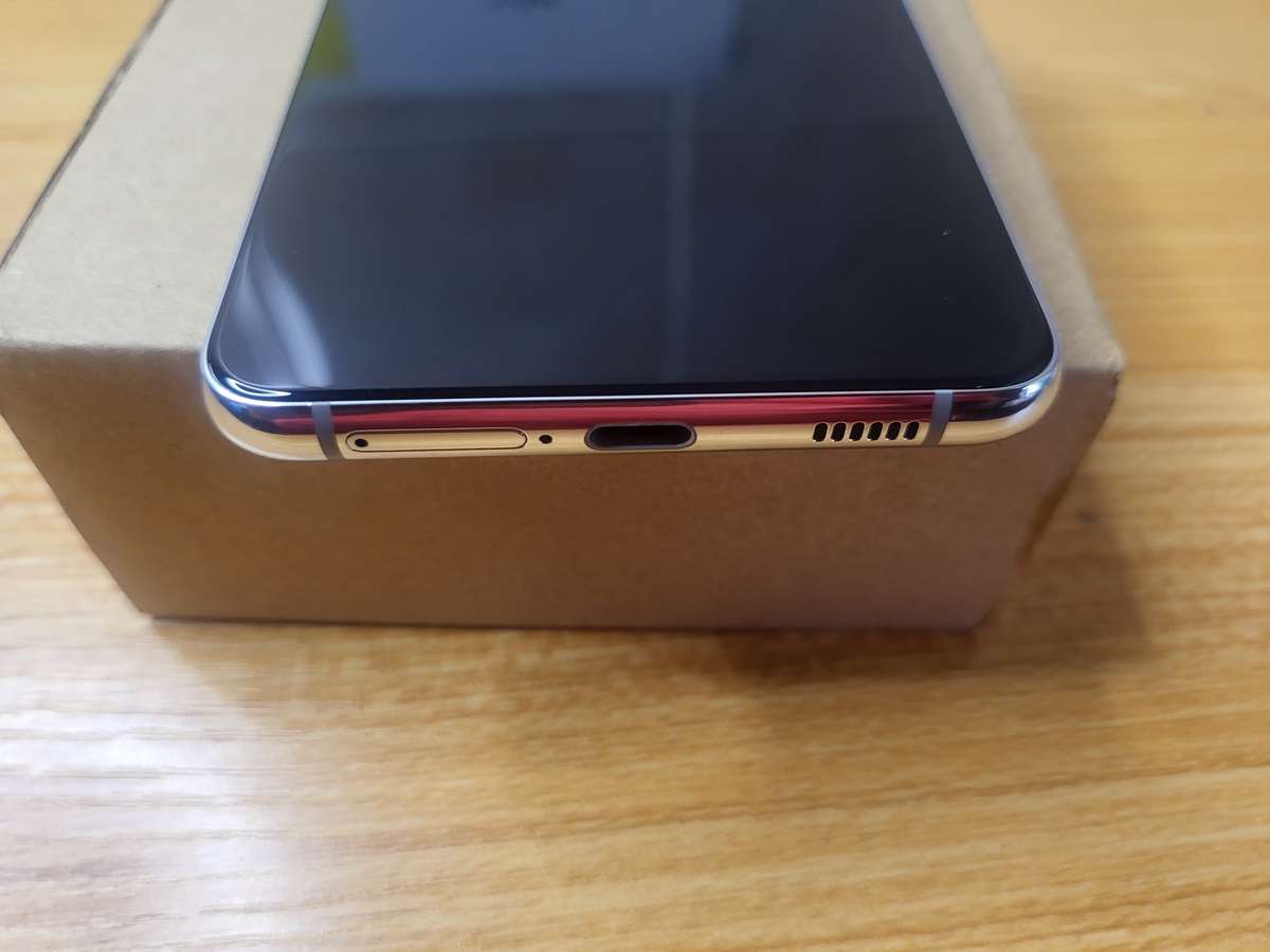 Samsung Galaxy - S21 Plus - 5G - 128GB - Dual Sim - Phantom Silver - Excellent Condition - Extras