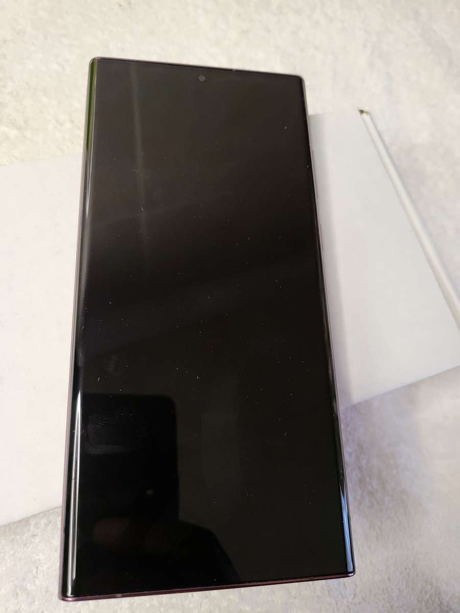 Samsung Galaxy S22 Ultra 5G 128GB All Networks Burgundy With Extras