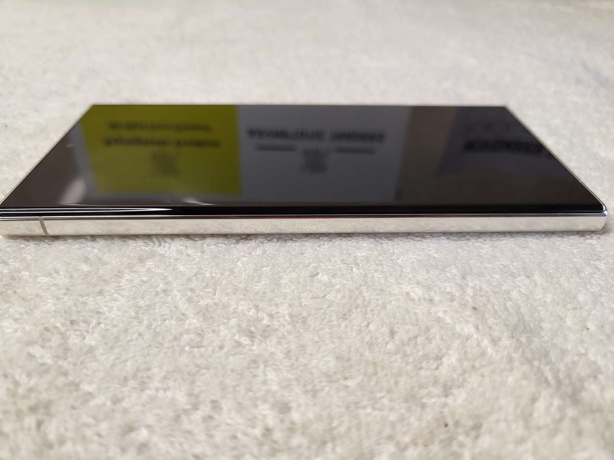 Samsung Galaxy - S23 Ultra - Dual Sim - 256GB  - Cream - Excellent Condition - With Extras