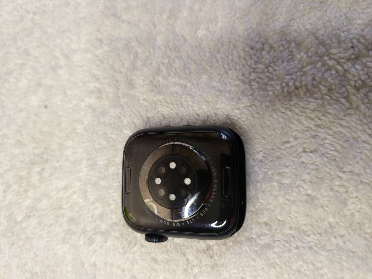 Apple Watch - Series 8 - GPS + Cellular - 32GB - Midnight - Excellent Condition
