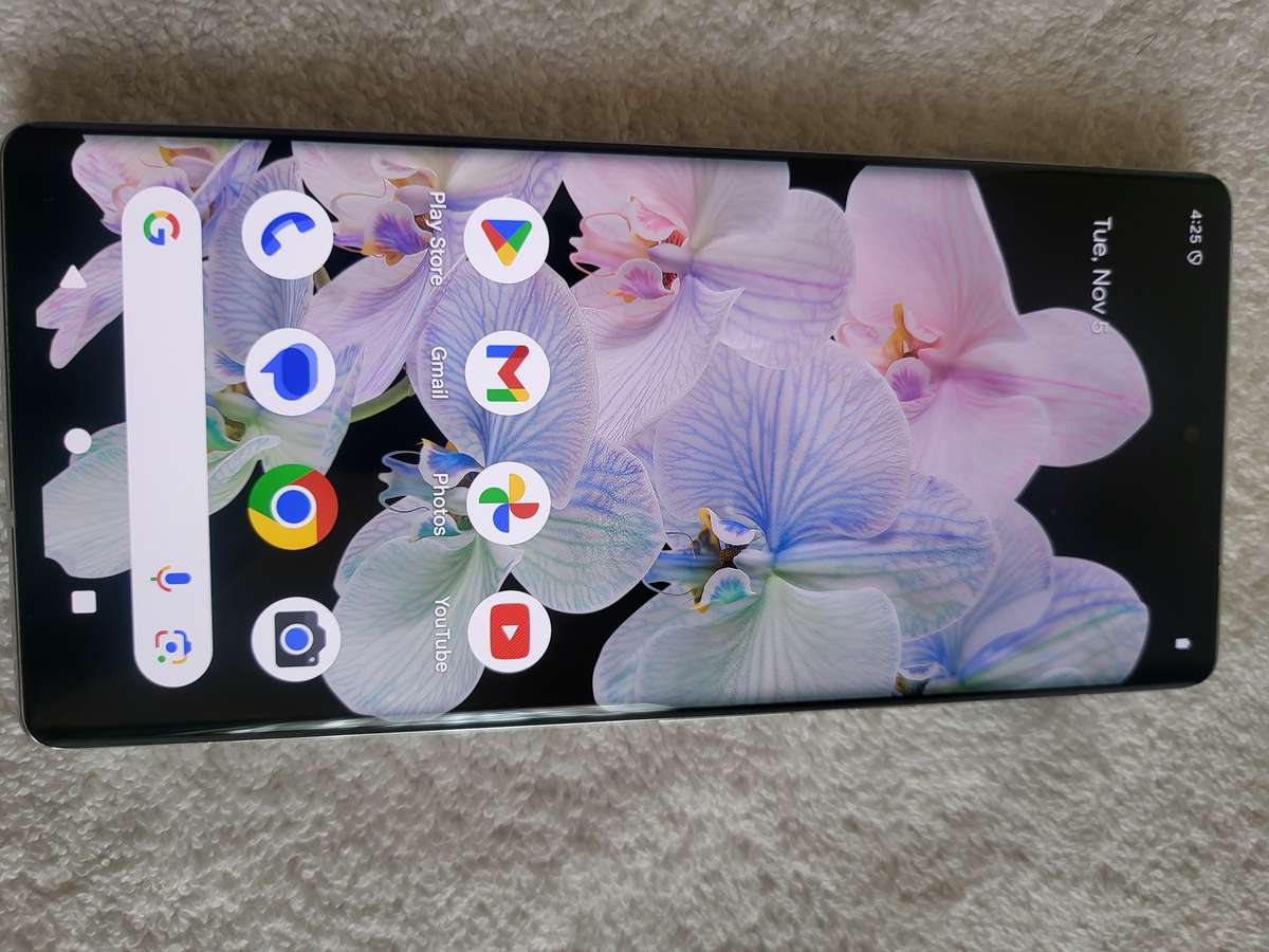 Google Pixel - 6 Pro - 256GB - All Networks - Cloud White - Pristine Condition