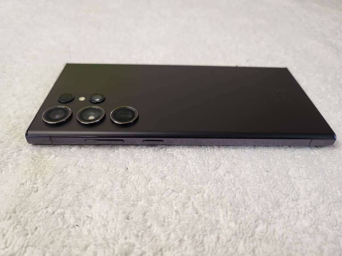 Samsung Galaxy S23 Ultra Dual Sim 512GB Black With Extras