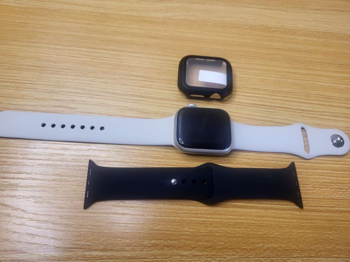 Apple Watch Series 7 GPS + LTE Starlight