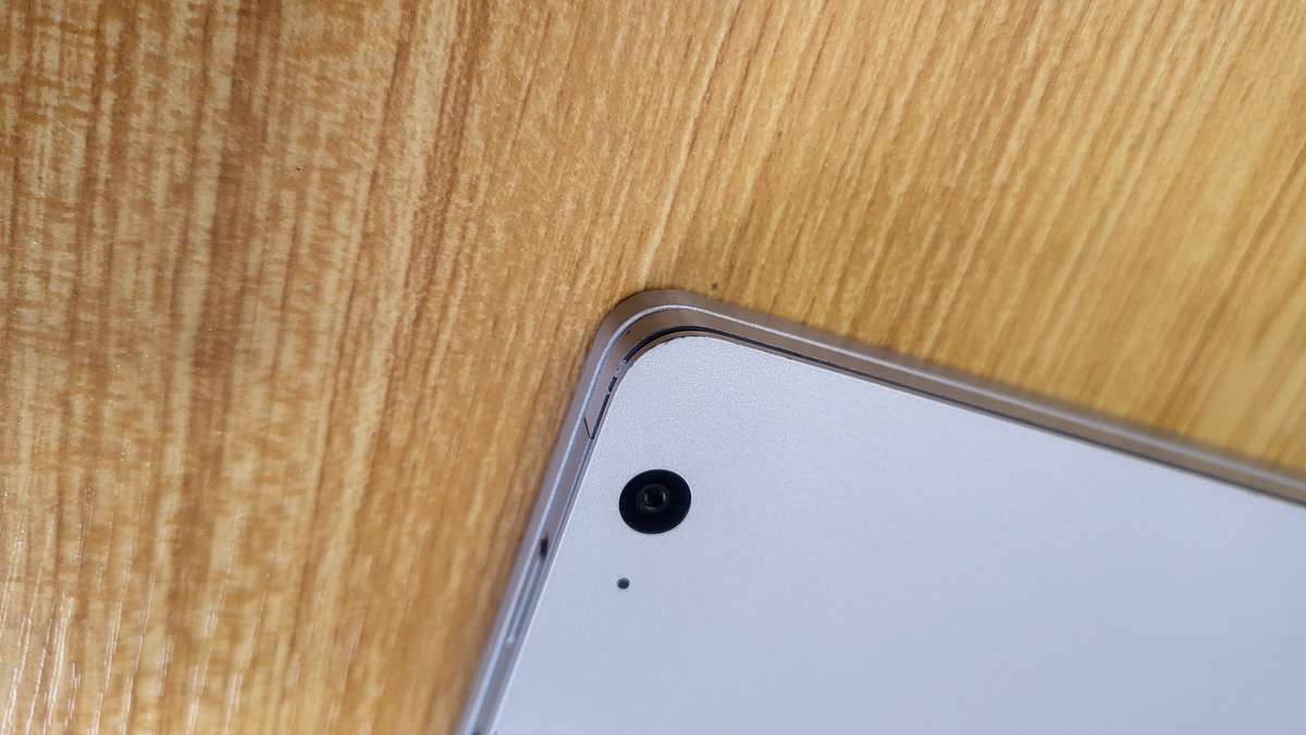 Microsoft Surface Book 3 | 2 in 1 | 10th Gen i5, 8GB, 256GB SSD | Touch Screen