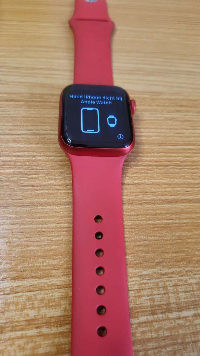 Apple Watch Series 6 GPS Product Red