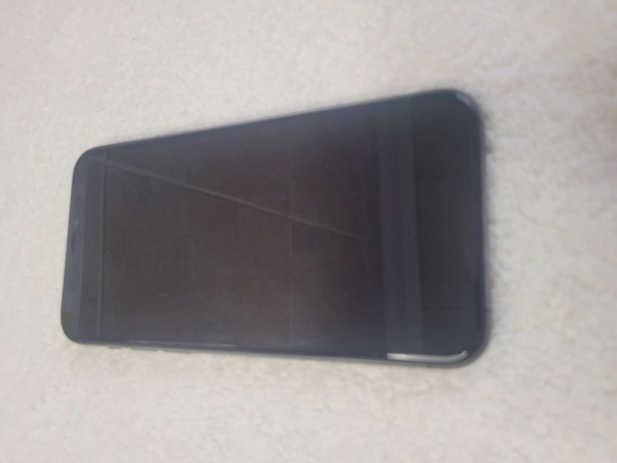 iPhone 11 Pro - Space Grey - 512GB - With Extras