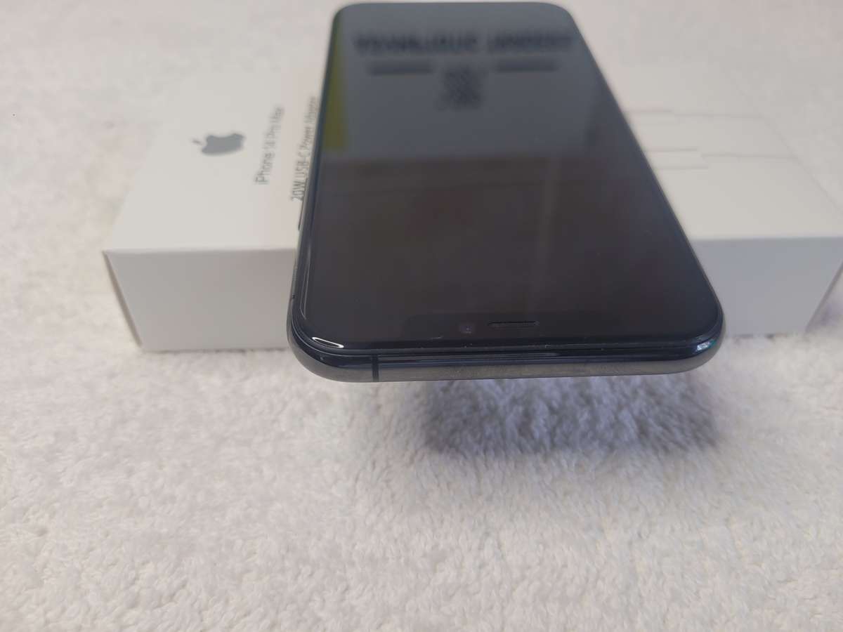 iPhone 11 Pro - Space Grey - 512GB - With Extras