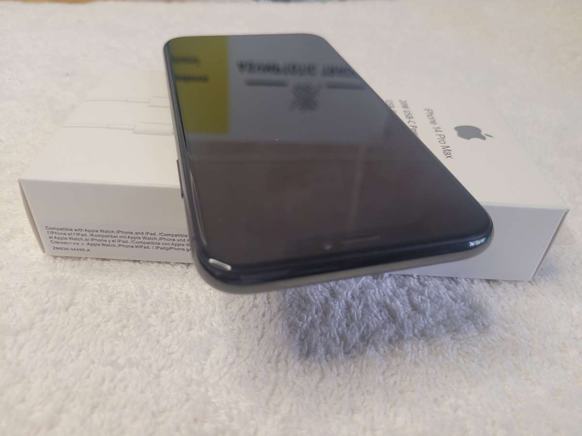 iPhone XS - Space Grey - 256GB - With Extras
