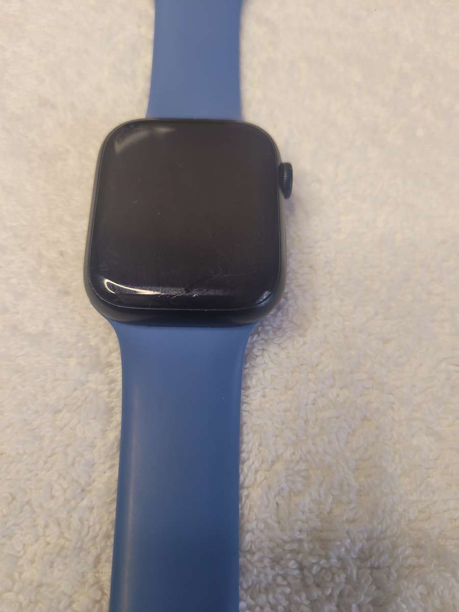 Apple Watch Series 7 45mm GPS + LTE Black with Extra Straps