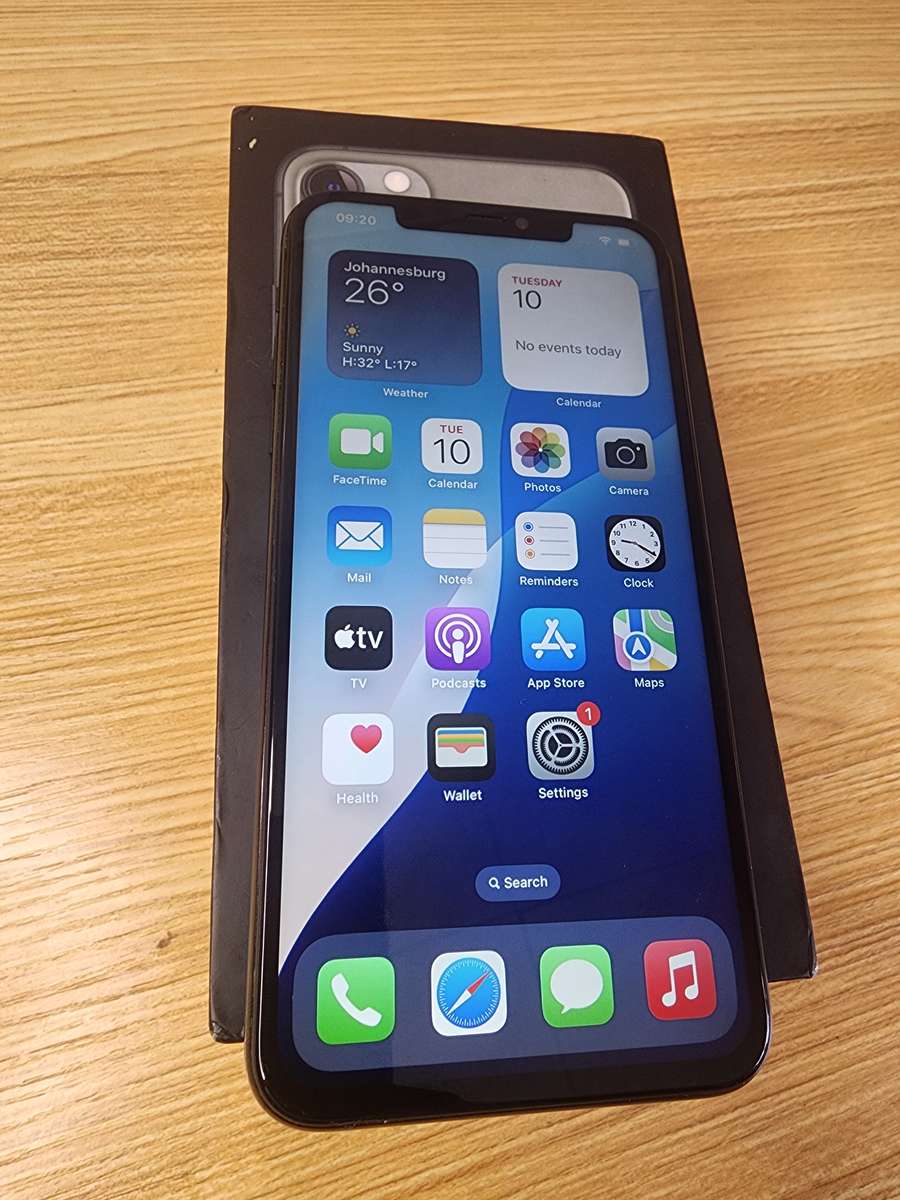 iPhone 11 Pro Max | Space Gray | 64GB | Excellent Condition Boxed | With Extras | Read