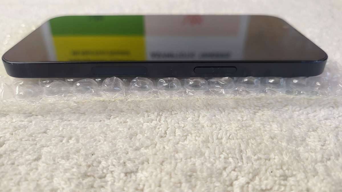 iPhone 14 | eSim | Midnight | 256GB | With Extras