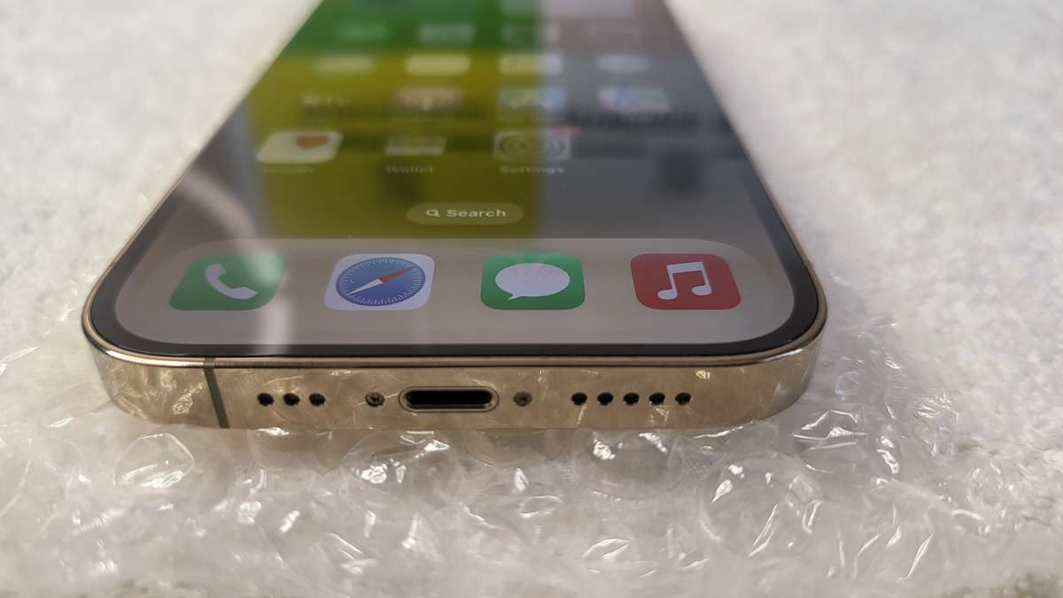 iPhone 14 Pro | eSim | Gold | 256GB | With Extras