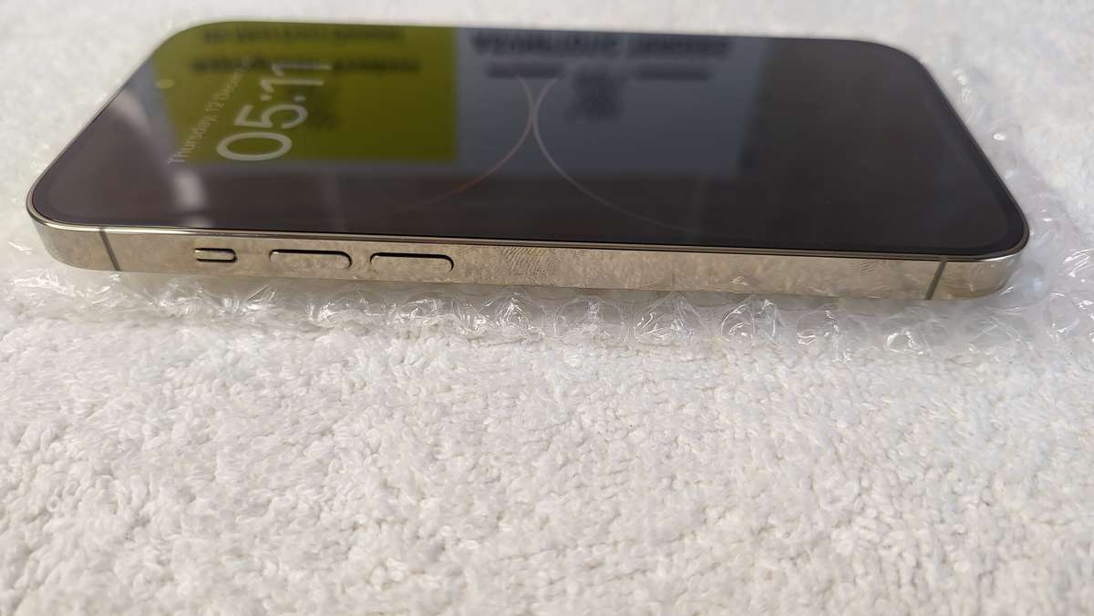 iPhone 14 Pro | eSim | Gold | 256GB | With Extras