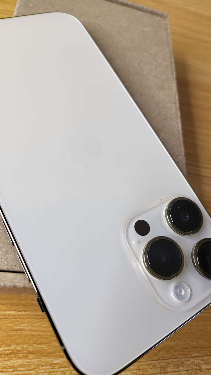 iPhone 14 Pro Max | Dual eSim | Gold | 256GB | With Extras