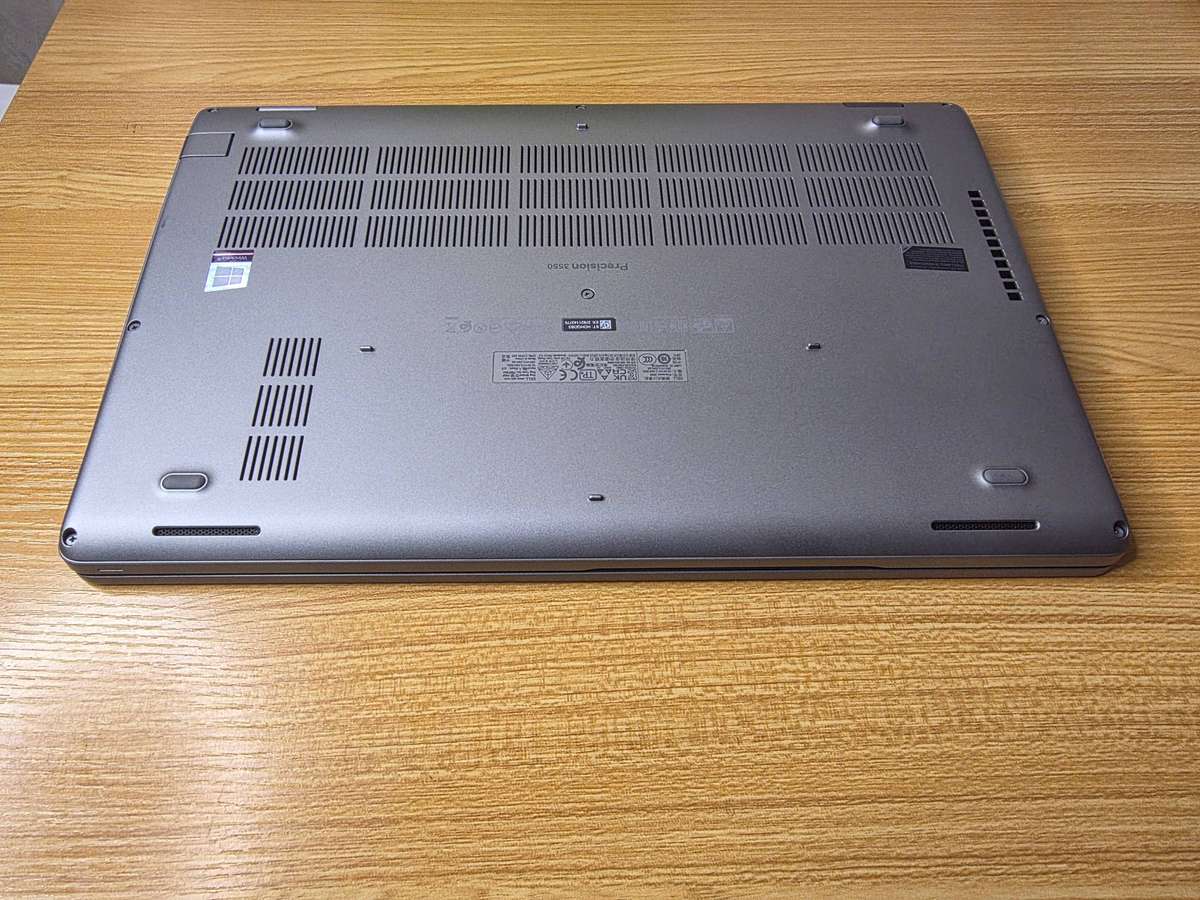 Dell Precision 3550 | i5 10th Gen | 16GB RAM | 256GB SSD