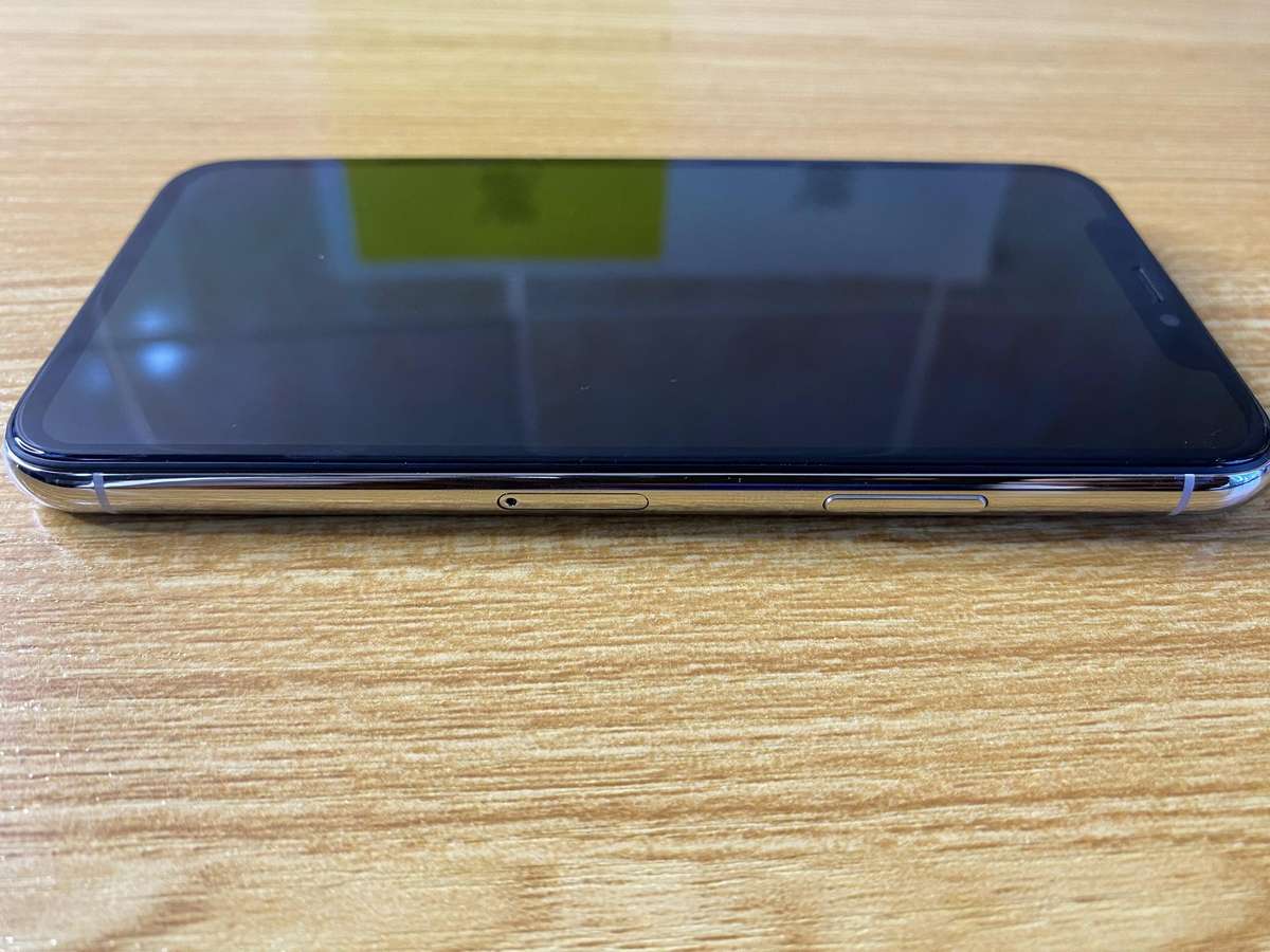 iPhone 11 Pro - Matte Silver - 64GB