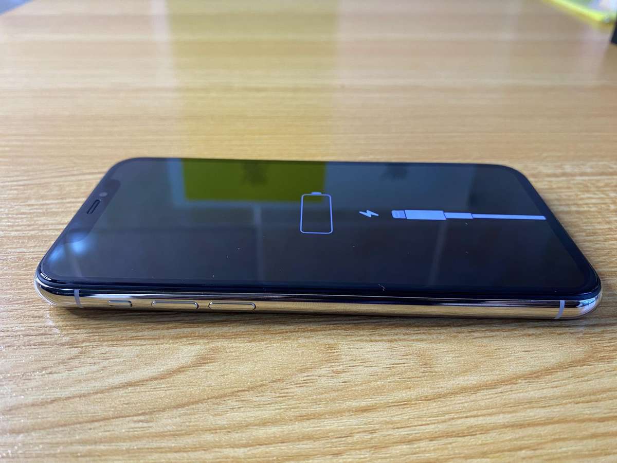 iPhone 11 Pro - Matte Silver - 64GB