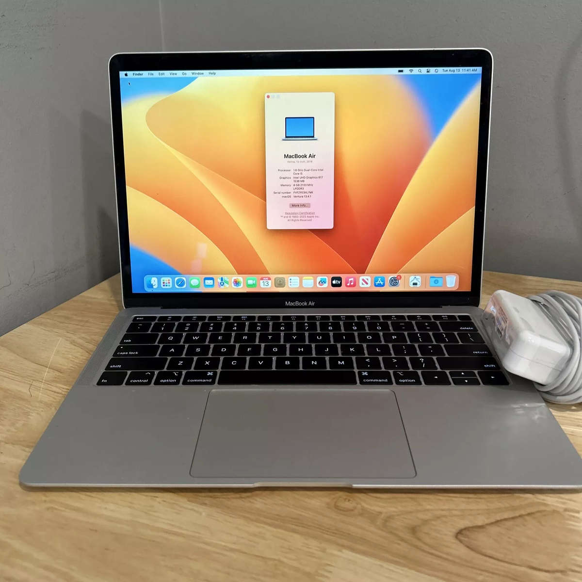 Apple MacBook Air 13" - 2019 - Core i5 - 8GB - 256GB - Excellent Condition
