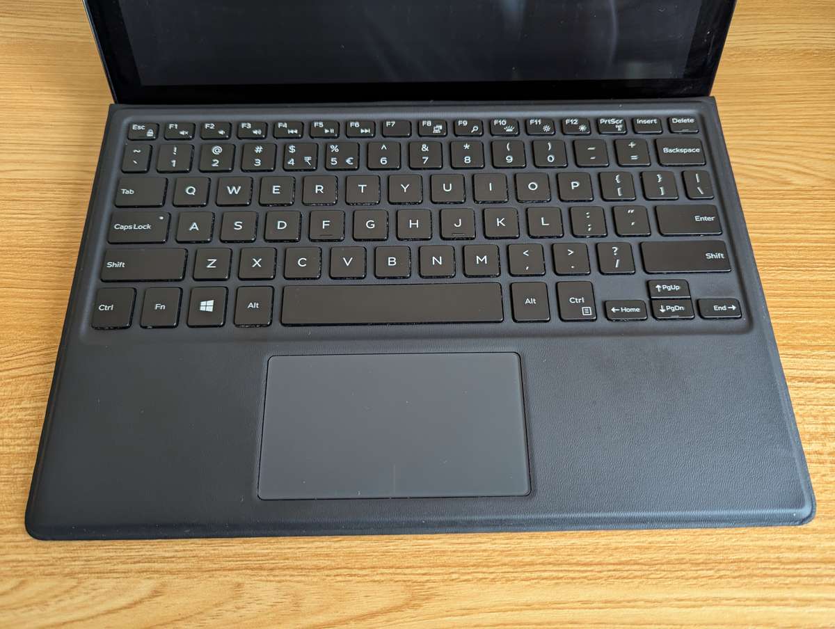 Dell Latitude - 5290 - 2 in 1 - i5 8th Gen - 8GB Ram - 256GB SSD - Very Good Condition - Please Read