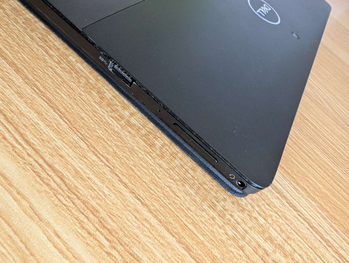 Dell Latitude - 5290 - 2 in 1 - i5 8th Gen - 8GB Ram - 256GB SSD - Very Good Condition - Please Read