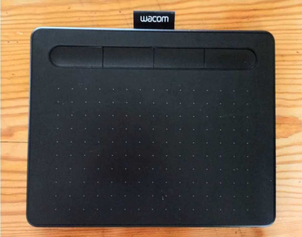 Wacom  Graphics Tablet Intuos