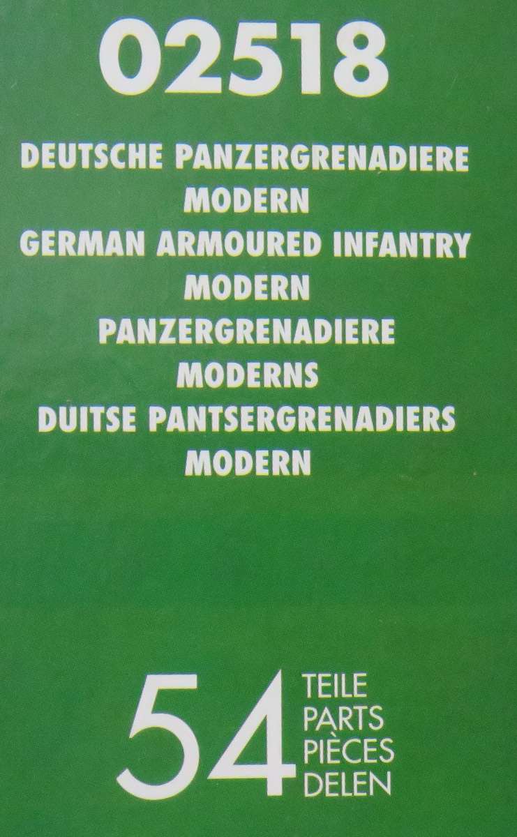**Revell**Model kit**German Armoured Infantry (54 Parts)**Vintage**Scale 1/72**