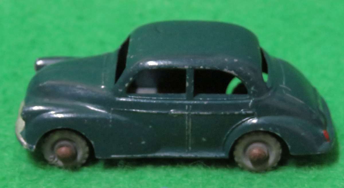 **Lesney No.46**Morris Minor 1000**Made in England**Vintage**