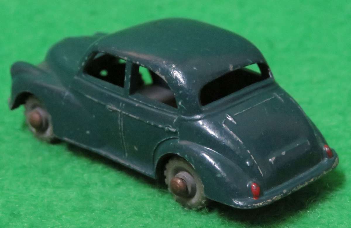**Lesney No.46**Morris Minor 1000**Made in England**Vintage**