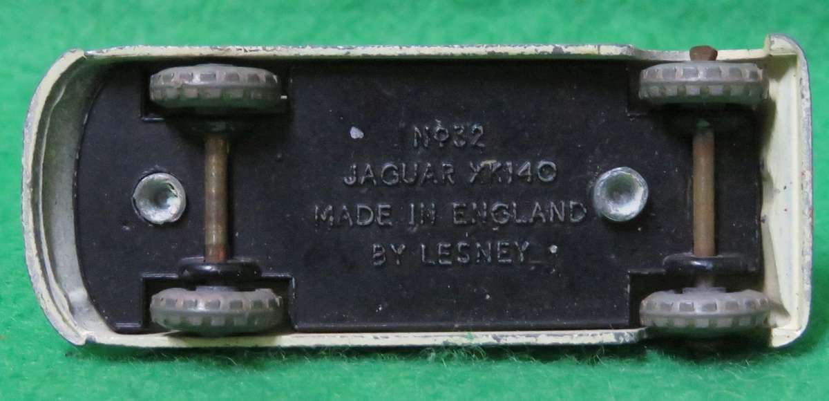 Matchbox Moko Lesney**No. 32**Jaguar XK 140**Made in England**