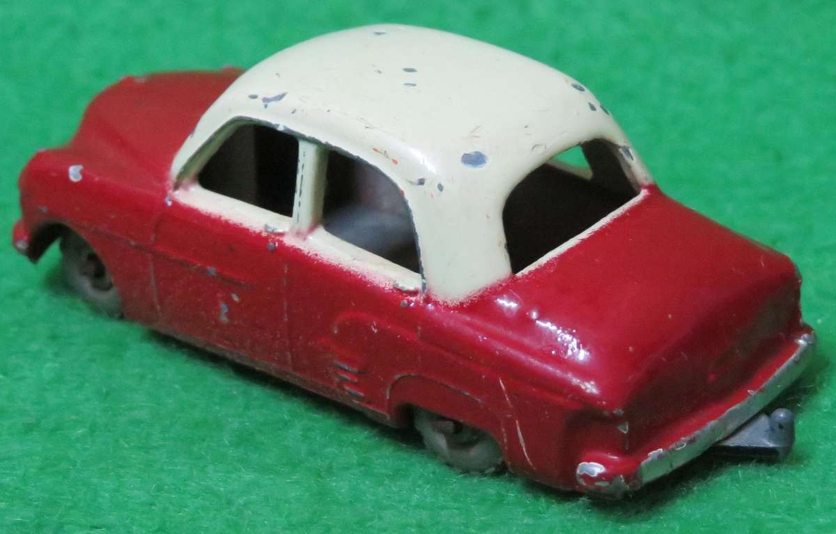 Matchbox Moko Lesney**No. 22**Vauxhall Cresta**Made in England**