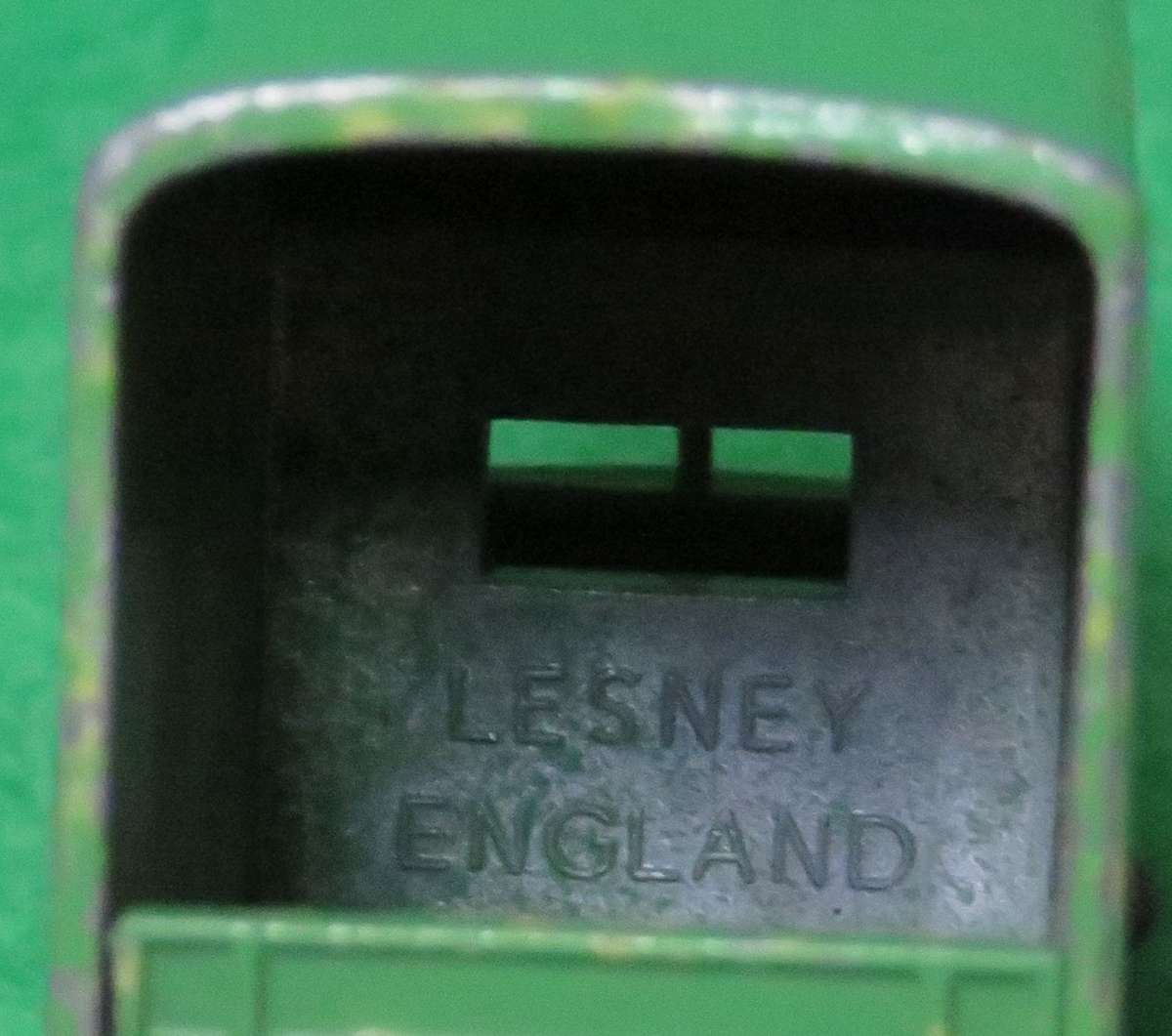 **Lesney No.17**Bedford Truck - Matchbox Removals Service**Made in England**Vintage**