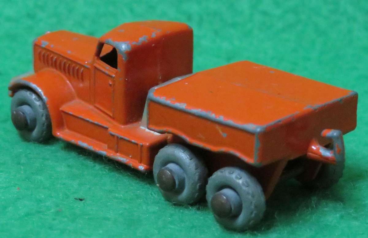 Matchbox Moko Lesney**No. 15**Truck - Prime Mover**Made in England**