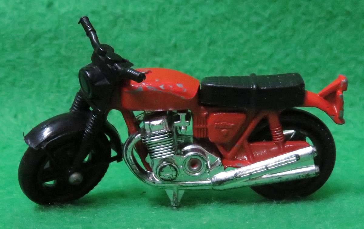 **Matchbox Lesney No. 18**Hondarora (1974)**Made in England**Vintage**