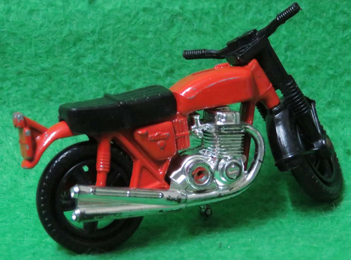 **Matchbox Lesney No. 18**Hondarora (1974)**Made in England**Vintage**