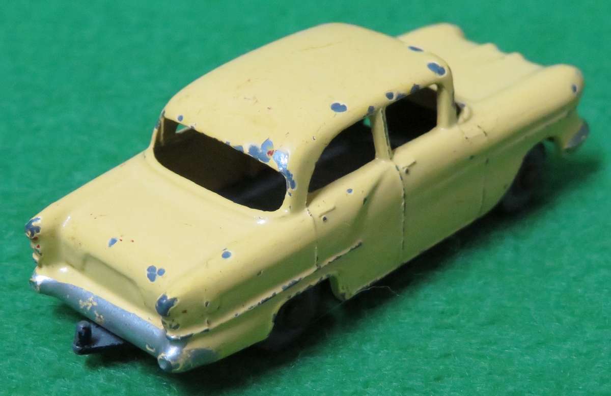 **Lesney No.45**Vauxhall Victor**Made in England**Vintage**