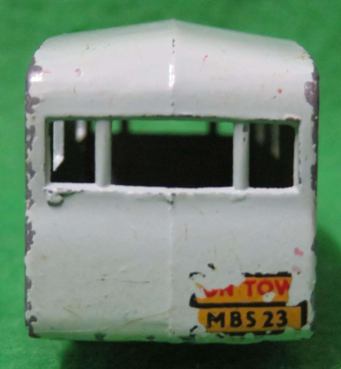 Matchbox Moko Lesney**No. 23**Berkley Cavalier Caravan**Made in England**