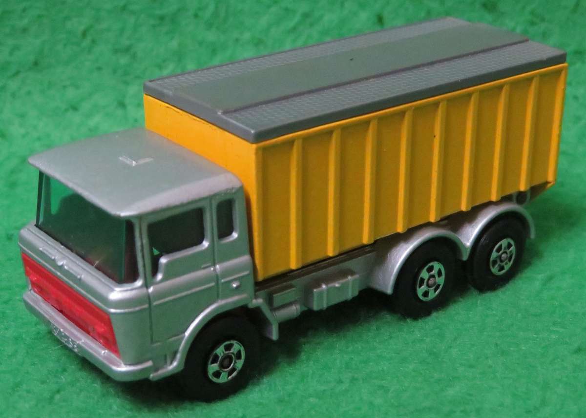 **Matchbox Lesney No.47**DAF Tipper Container**1971**Vintage**Near Mint**