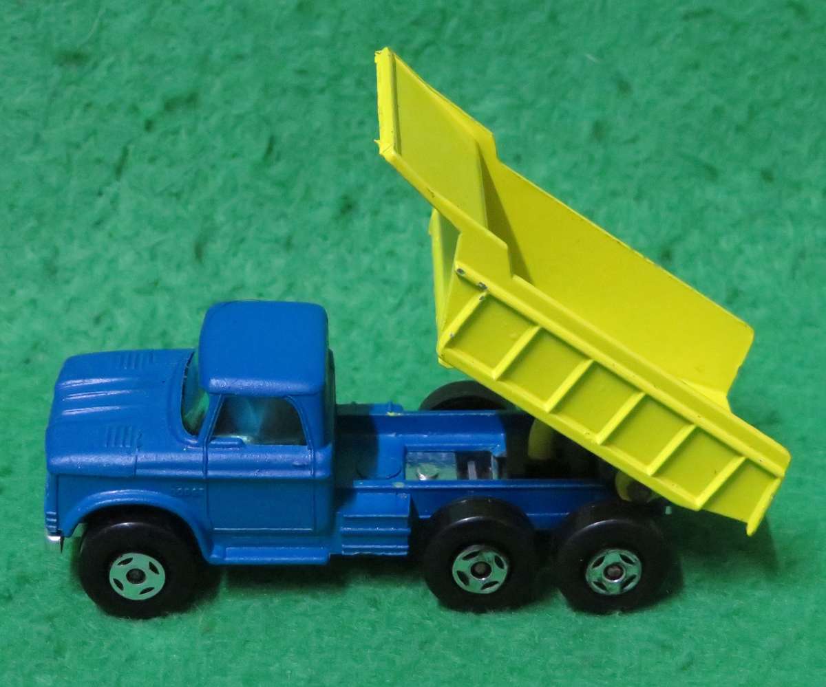 **Matchbox Lesney No.48**Dumper Truck**1971**Vintage**Near Mint condition**