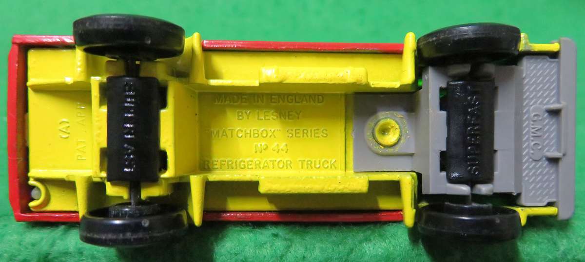 **Matchbox Lesney No.44**GMC - Refrigerator Truck**1971**Vintage**Very good condition**