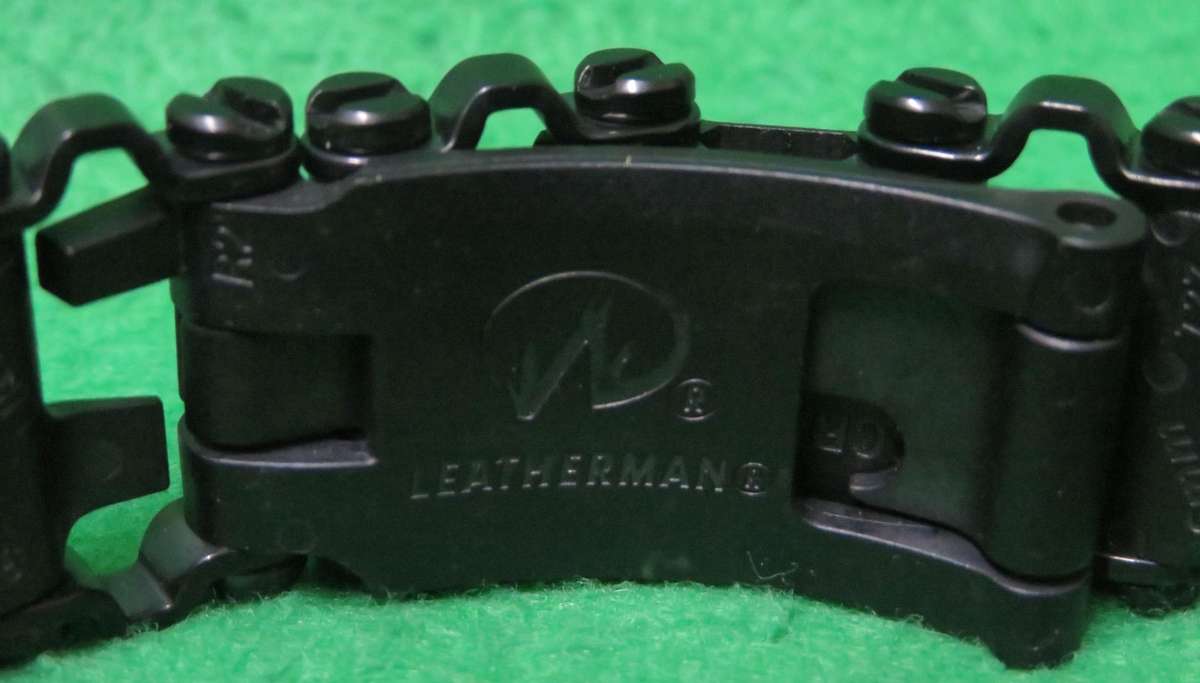 **Leatherman Tread LT**Bracelet Multi-Tool**Black - 832428**New - Still in box with booklet**
