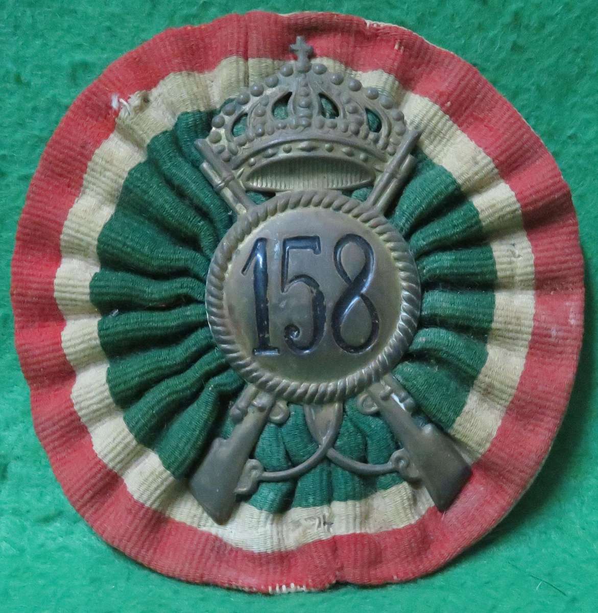WWII Italian Army 158th Infantry Division Regiment Cap Badge Vintage