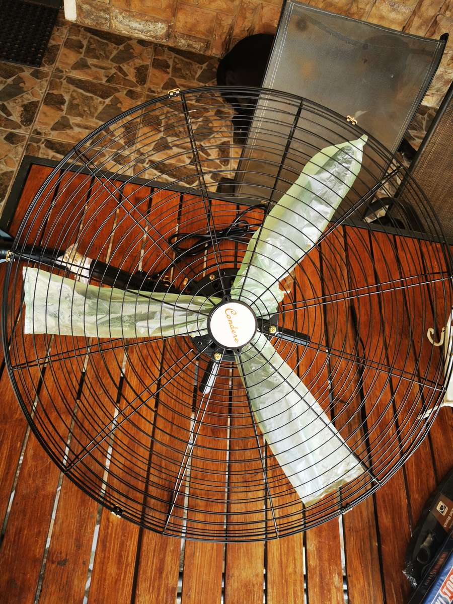 Condere 26" Industrial Wall Fan