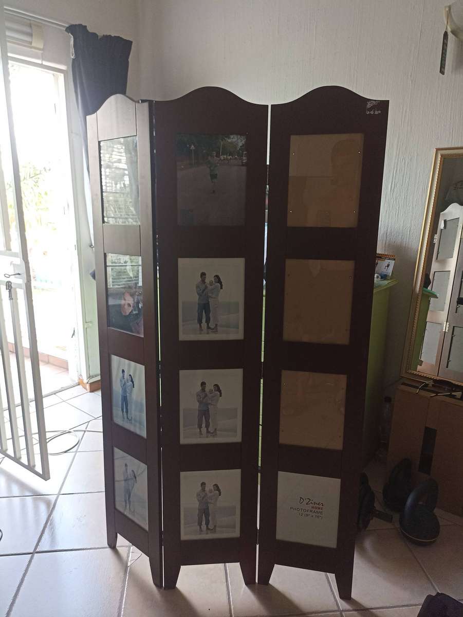 3 Panel Photo Room Divider Screen, with for 8x10 Picture Frame - D'Ziner